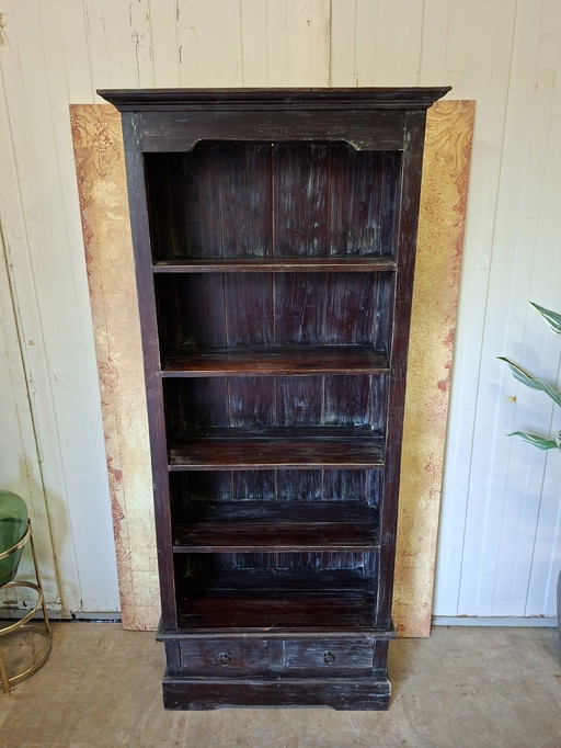 Beautiful vintage bookcase dim, 72x31cm and 176cm high
