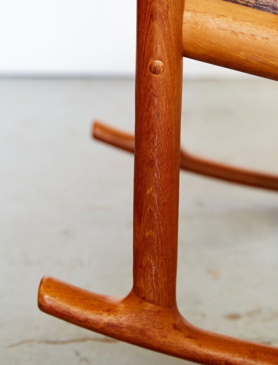 Image 1 of Fauteuil à bascule de Hans Olsen pour Juul Kristensen