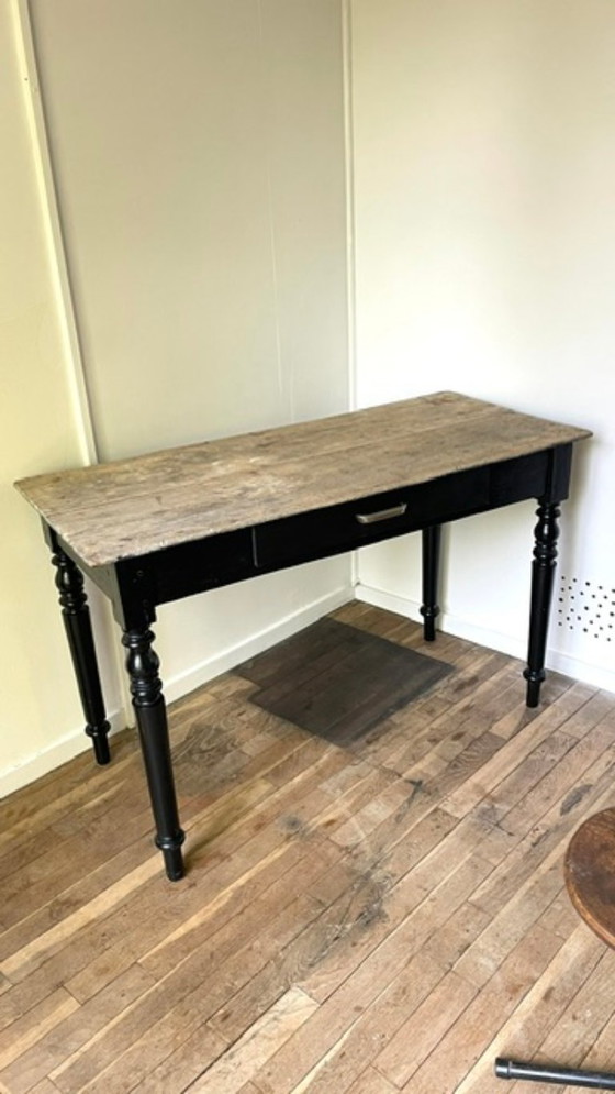 Antiker Schreibtisch im Louis Philippe Stil – Wood (photo 25 of 43)