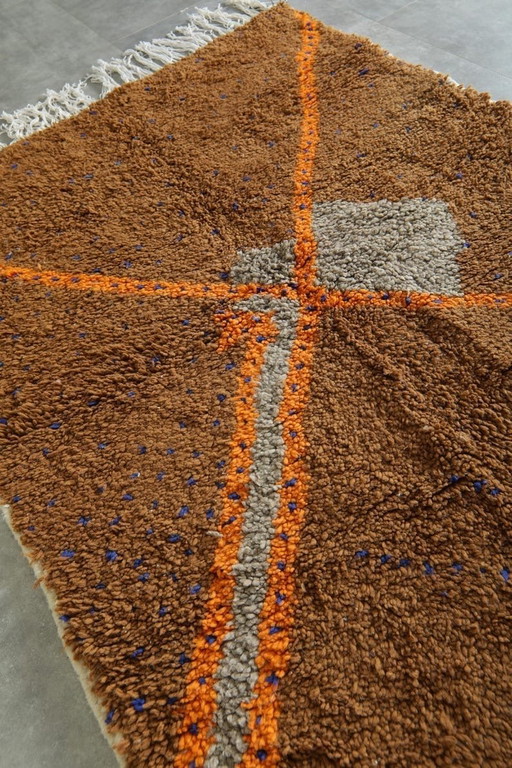 Tapis berbère tissé main traditionnelle taille 250/150 cm