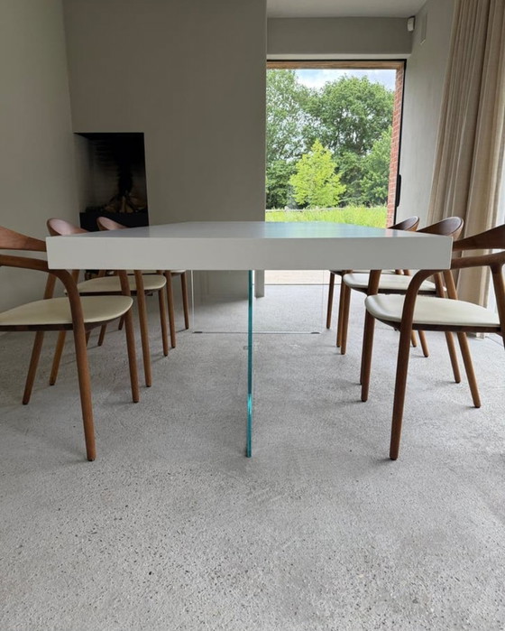 Image 1 of Eetkamertafel