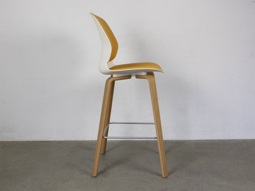 Patricia Urquiola for Haworth bar stool Maari set of 2 Yellow