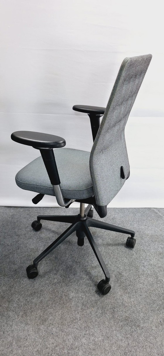 Image 1 of Sedia da ufficio Vitra ID Chair