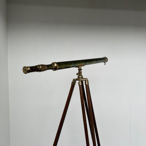 Télescope en laiton vintage