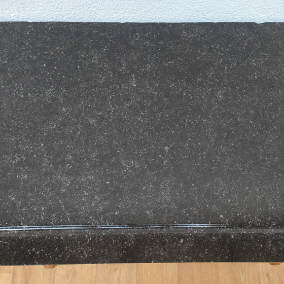 Image 1 of Credenza, cassettiera, comò e mobile da bagno vintage e antichi con piano in marmo.