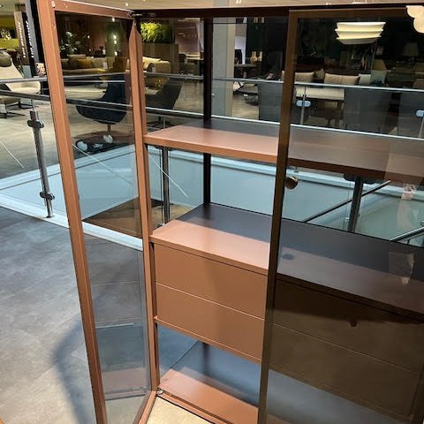 Image 1 of Piure Glazen vitrinekast
