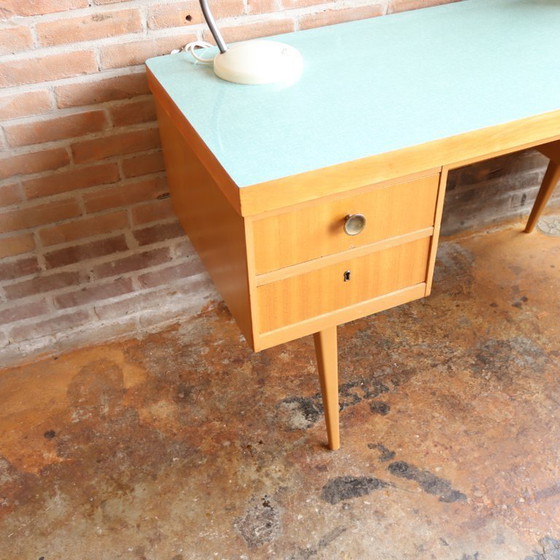 Image 1 of Scrivania vintage anni '60-'70 in formica