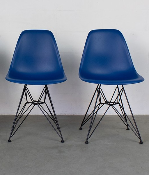 Vitra set (2) original DSR sidechairs design Charles Eames
