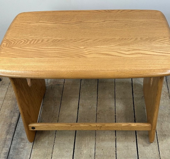 Image 1 of Vintage Ercol bijzettafels van massief iepenhout, 1980