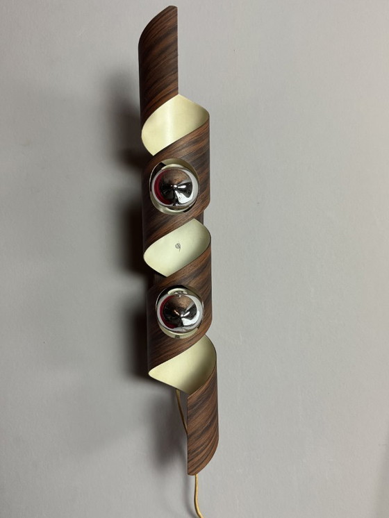 Image 1 of Lámpara de pared Raak Spiral con acabado efecto madera: diseño holandés de mediados de siglo, años 70