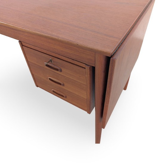 Image 1 of Bureau original en teck d'Arne Vodder, milieu du siècle 1960