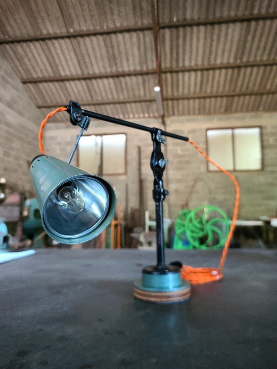 Image 1 of Lampada da officina Fostoria - cucitura articolata