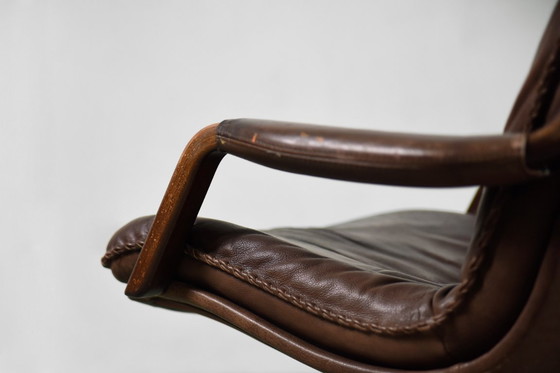 Image 1 of Vintage Mid-Century Danish Modern Brown Leather Adjustable Easy Chair & Ottoman Set from Berg Furniture, 1970s, Set of 2