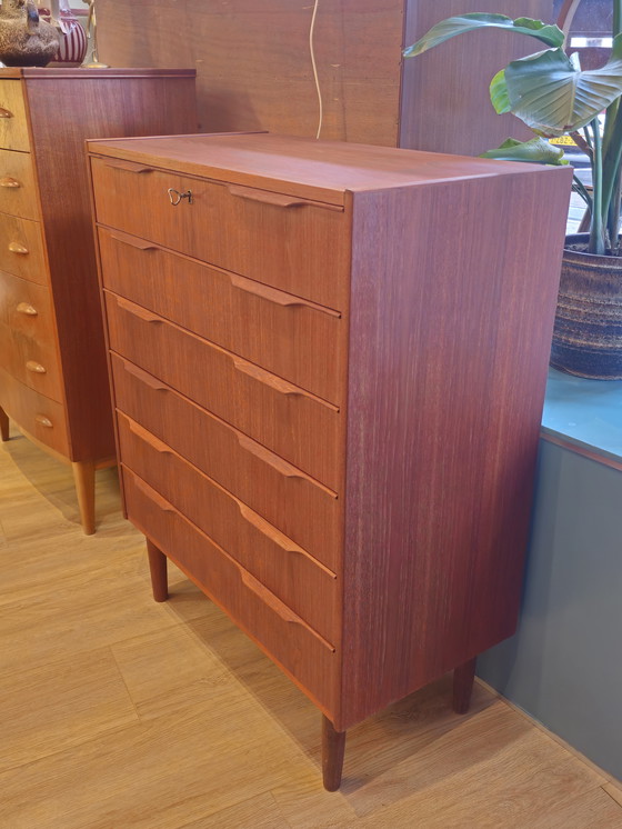 Image 1 of Vintage Deense Ladekast Ladekastje Kast Dressoir 