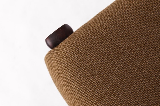 Image 1 of 1 of 9 Sedia impilabile Lübke vintage, design tedesco anni '70, legno di faggio scuro e rivestimento senape