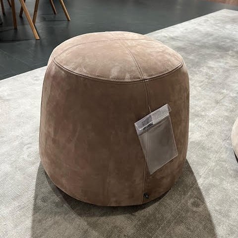 Image 1 of MDF Italia Fuji poef