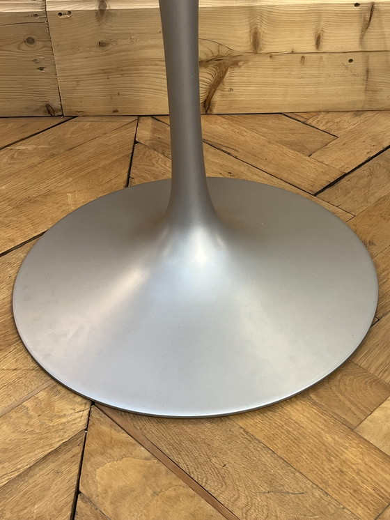 Image 1 of Eero Saarinen  Table Tulip Édition Knoll International