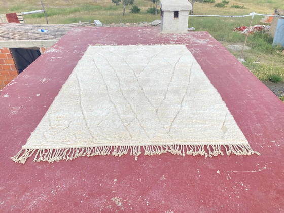 Large cream Beni Ouarain rug with tone-on-tone diamond pattern – 300 x 200 cm – Rugs & carpets, Wool, Cotton (photo 9 of 11)
