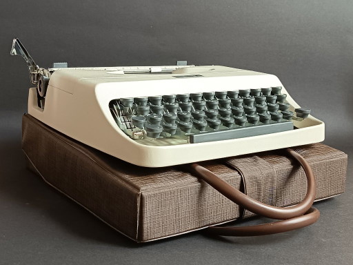 Underwood 18, La macchina da scrivere italiana (1966) restaurata