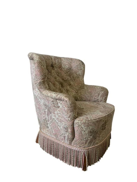 Image 1 of Fauteuil vintage rose clair à motifs floraux / une place avec franges