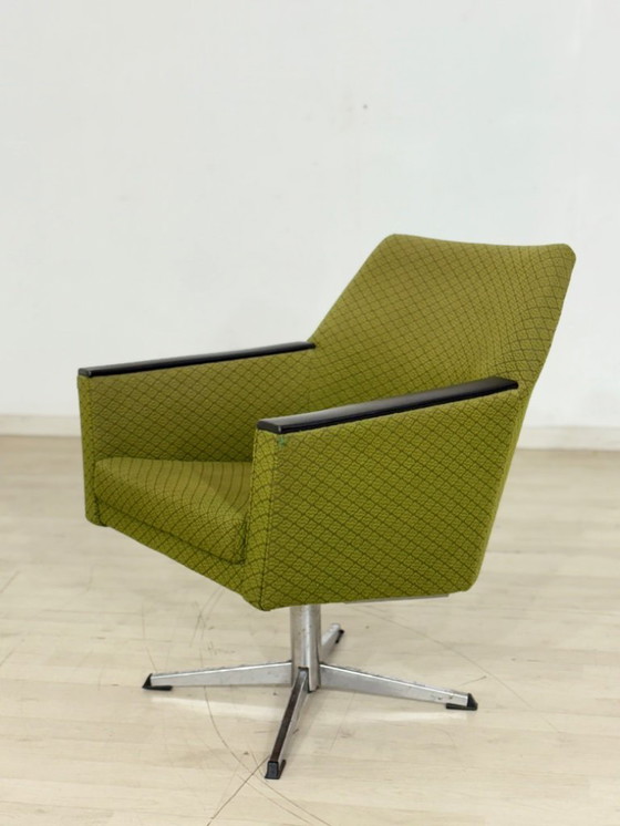 Image 1 of Vintage armchair, swivel armchair