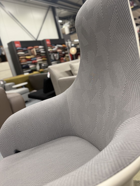 Image 1 of Fauteuil Relax Montis Marvin en cuir Myra latte et tissu Mizmaze