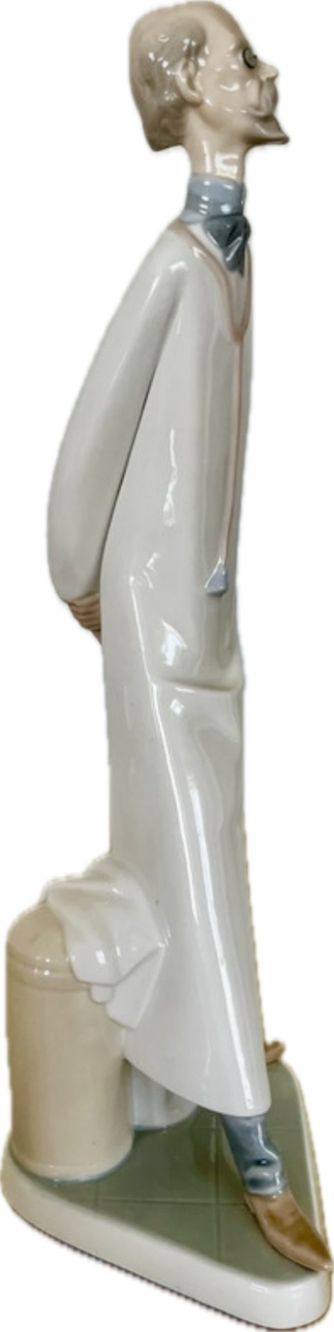 Lladró Doctor Figur Artikelnummer: 01004602 – Dekorative Objekte, Porcelain (photo 3 of 9)