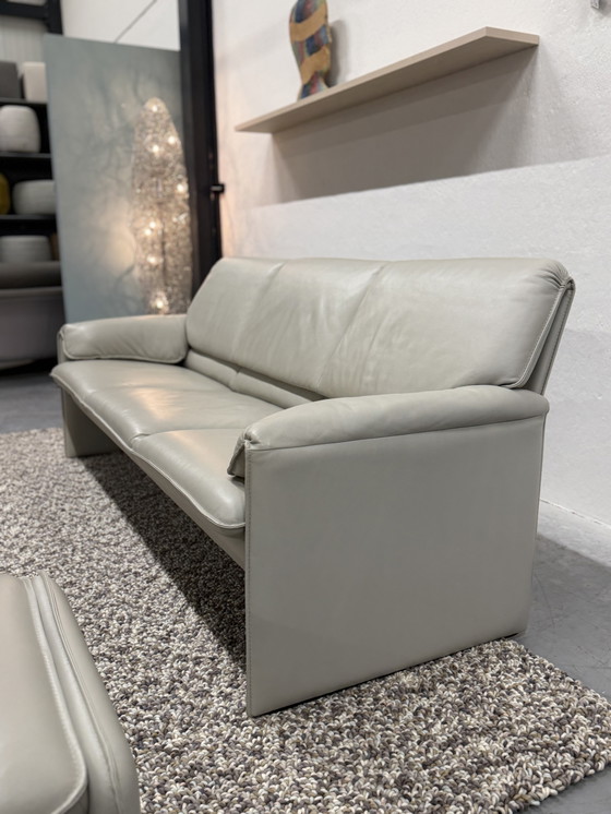 Image 1 of Leolux Bora Beta Sofa 3 Seater with Ottoman Wapiti Chuchubi Leather