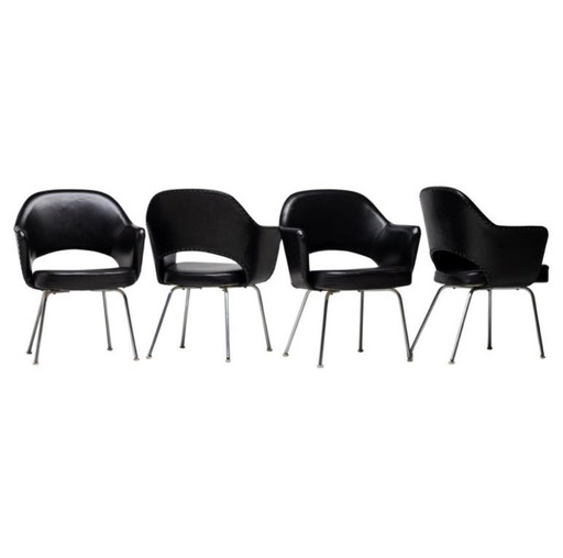 Set of 4 Saarinen Executive Armchairs for Knoll in Black Leather