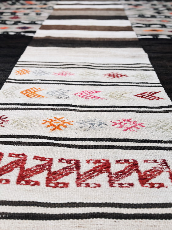 Image 1 of Tappeto Kilim