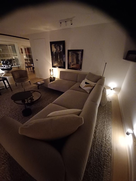 Image 1 of Prachtige hoekzetel met marmeren blad KNOLL