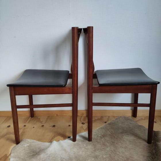 Image 1 of Due sedie da pranzo dal design scandinavo