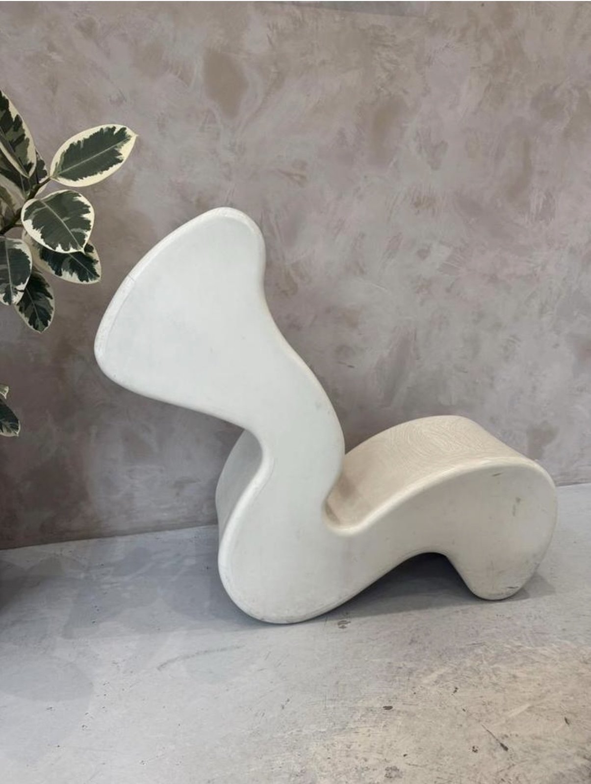 Verner Panthon phantom chair | €300 | Whoppah