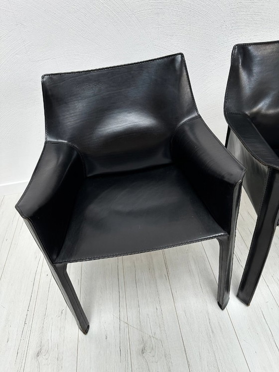 Image 1 of Ensemble de 2 fauteuils de salle à manger vintage en cuir CAB 413, conçus par Mario Bellini pour Cassina, design italien, années