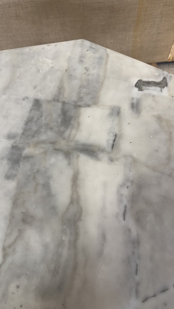 Image 1 of Tavolo da pranzo ottagonale in marmo