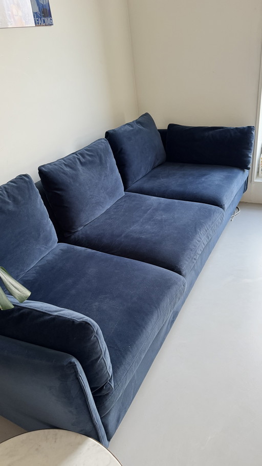 Delightful 3-Seater Sofa from Made