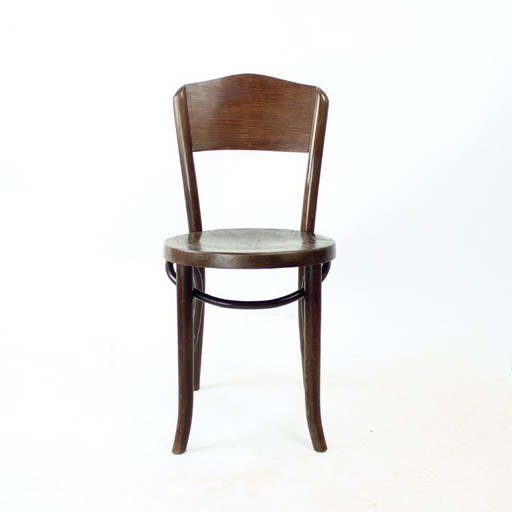 Thonet Bentwood Bistro Chair, Czechoslovakia 1940s – eetkamerstoelen, Klassiek (photo 2 of 11)