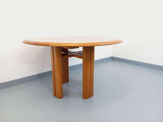 Image 1 of Vintage Seltz round dining table from the 70s/80s in solid blond elm with extensions