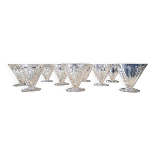 Baccarat - 9 kristallen wijnglazen model REX uit de jaren 1920/30 Art Deco.