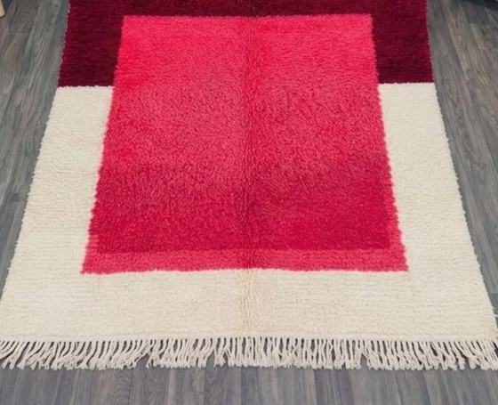 Image 1 of Tapis bérbere artisanal marocain en laine 250cmx150cm 