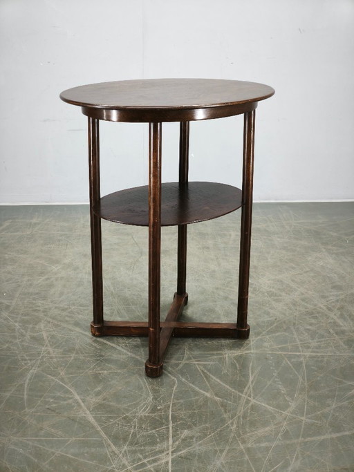 Josef Hoffmann Weense Secession ovale tafel, Kohn of Thonet, circa 1900 – bijzettafels, Wood
