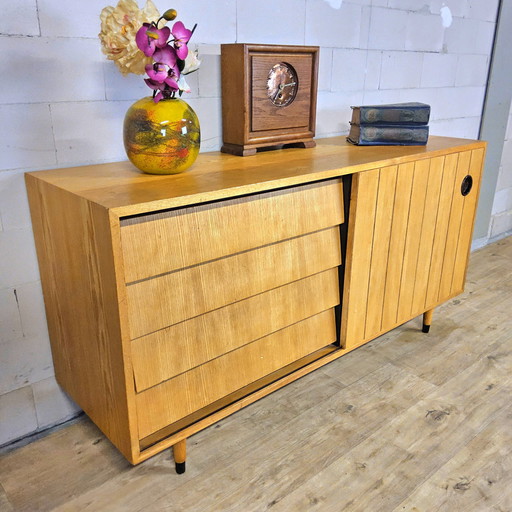 Vintage Ash Wood Fine Veneer Sideboard / Sideboard Erich Stratmann Oldenburger Werkstätten, Drawers and Cabinet
