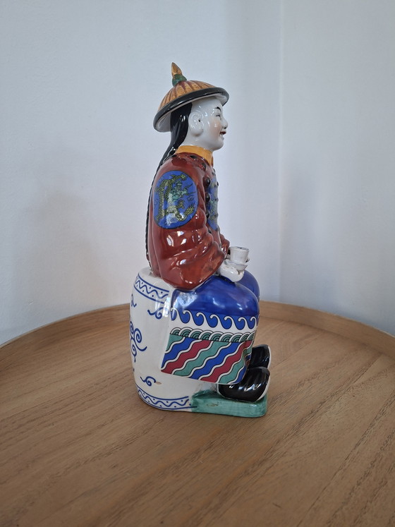 Image 1 of Beautiful Chinese Porcelain Statue - Emperor (28 cm)