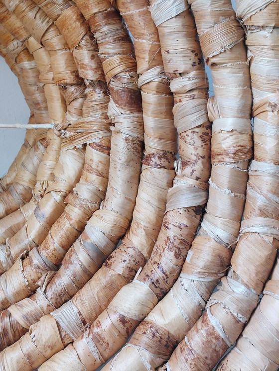 Image 1 of Lámpara de mimbre estilo bohemio con pantalla tejida excepcionalmente grande