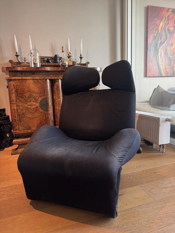 Image 1 of Cassina Wink fauteuil design Toshiyuki Kita zwart