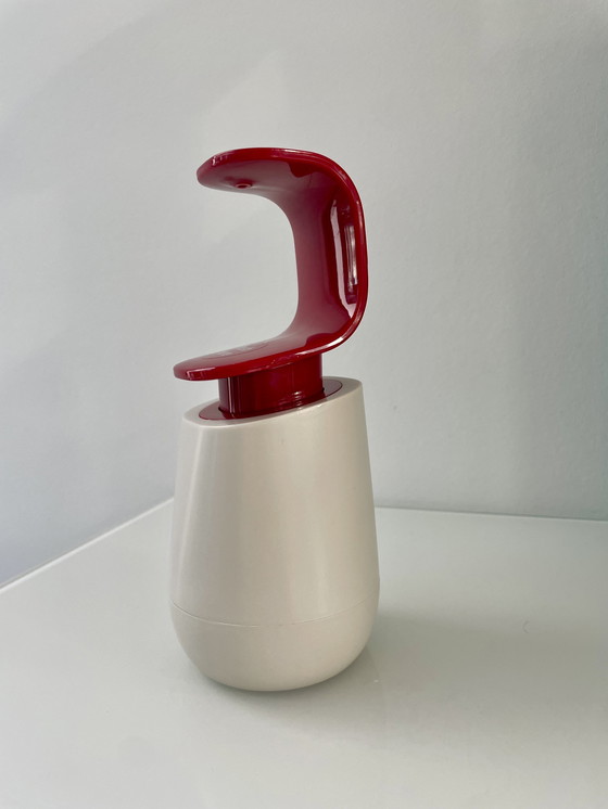 Image 1 of Design Seifenspender Joseph Joseph C-Pump klassisch