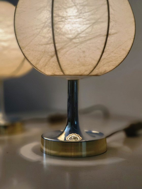 Set of 2 Gold Lace Cocoon Table Lamps – goldkant, Plastic (photo 5 of 11)