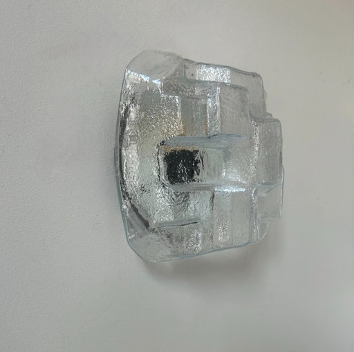 Lampada da parete in vetro stampato e pressato, Francia 1960