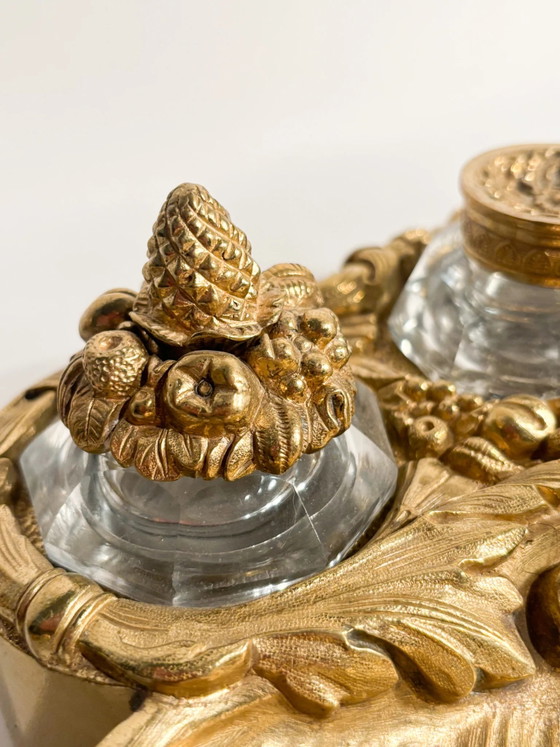 Encrier en bronze doré et flacons d'encre en cristal, XXe siècle – Objets déco, Crystal (photo 6 of 11)