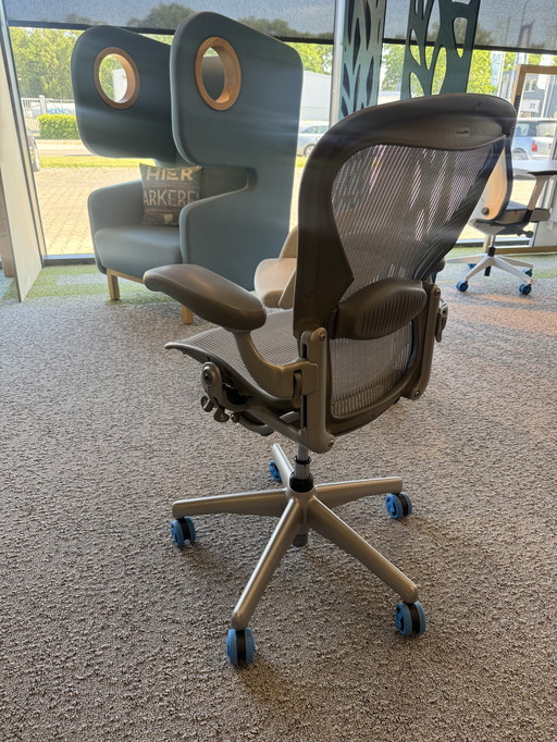 50x Herman Miller Aeron Titanium Refurbished with 5 Year Warranty